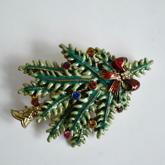 Avon 2004 1st Annual Rhinestone Enameled Brooch Pin Christmas Tree Signed - Picture 2 of 3